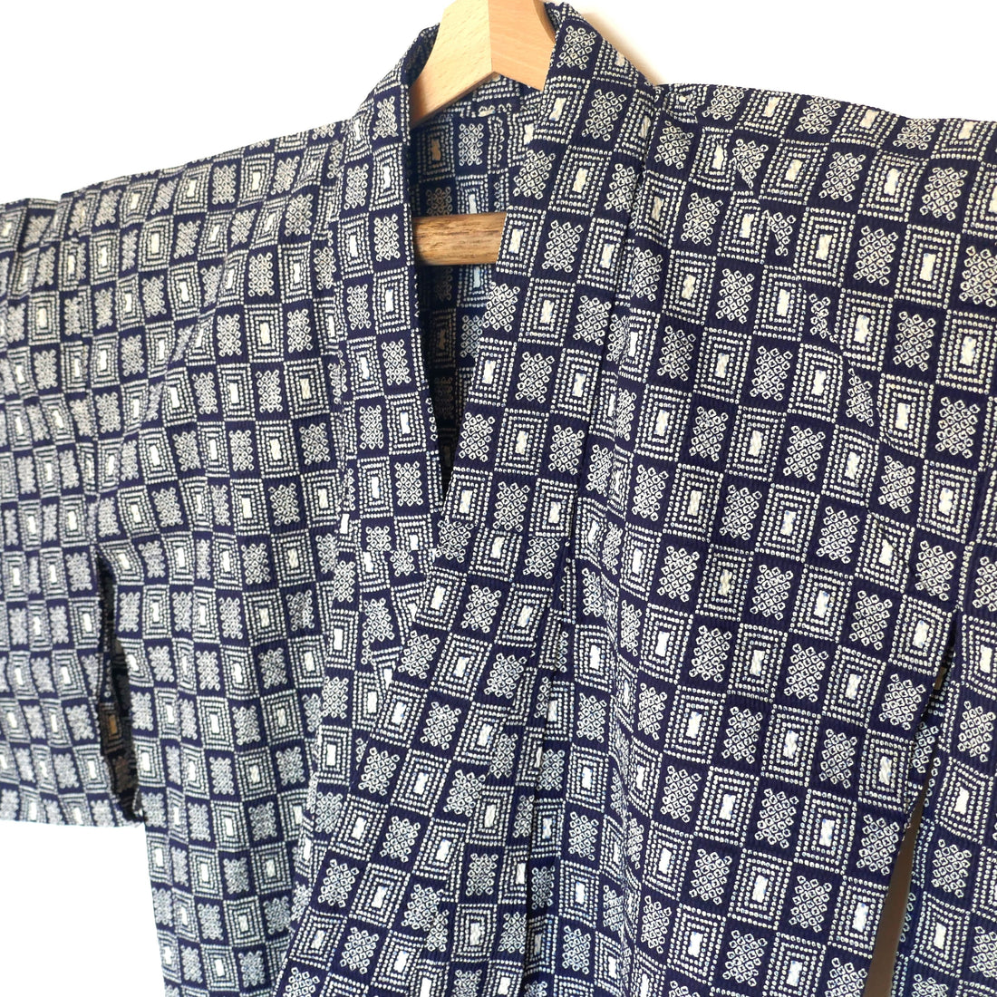 Comment porter un yukata ou un kimono japonais : guide illustré étape par étape