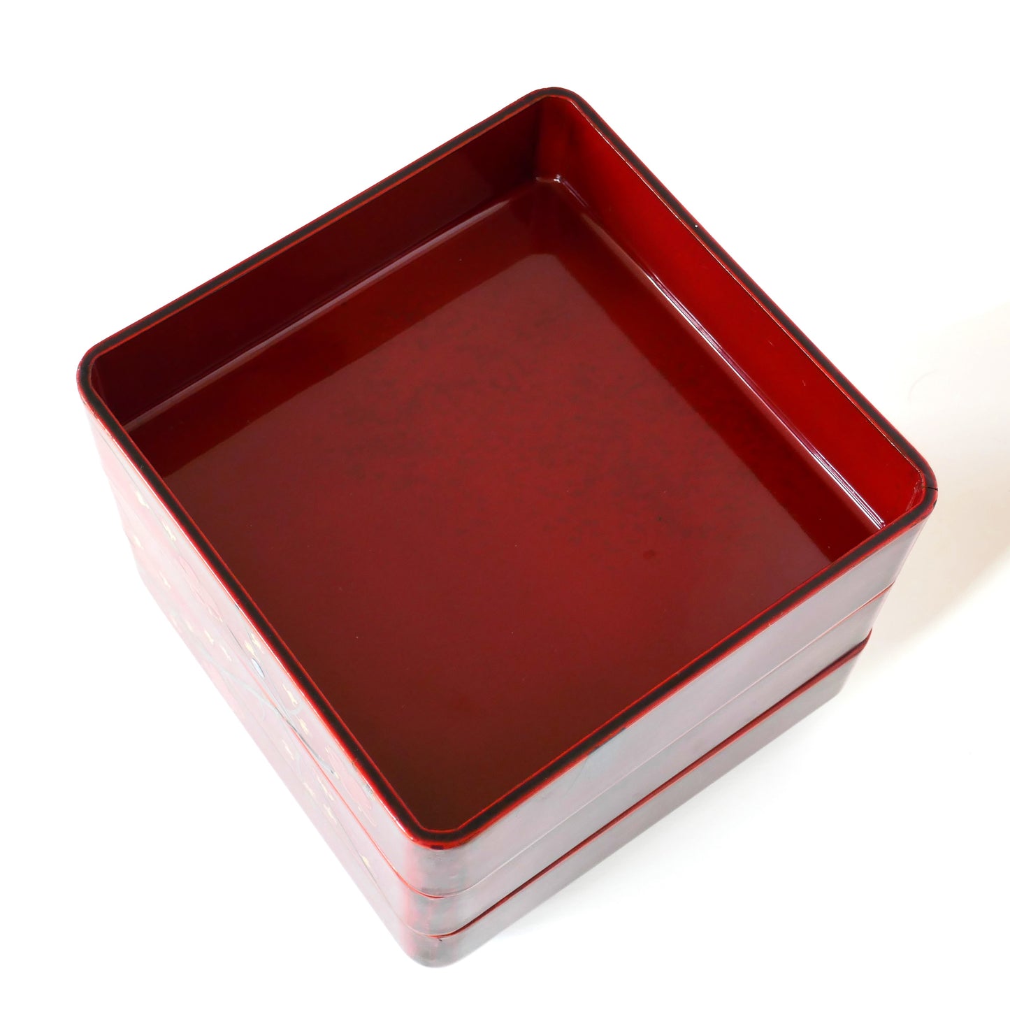 troisième compartiment de la boite japonaise urushi laque rouge