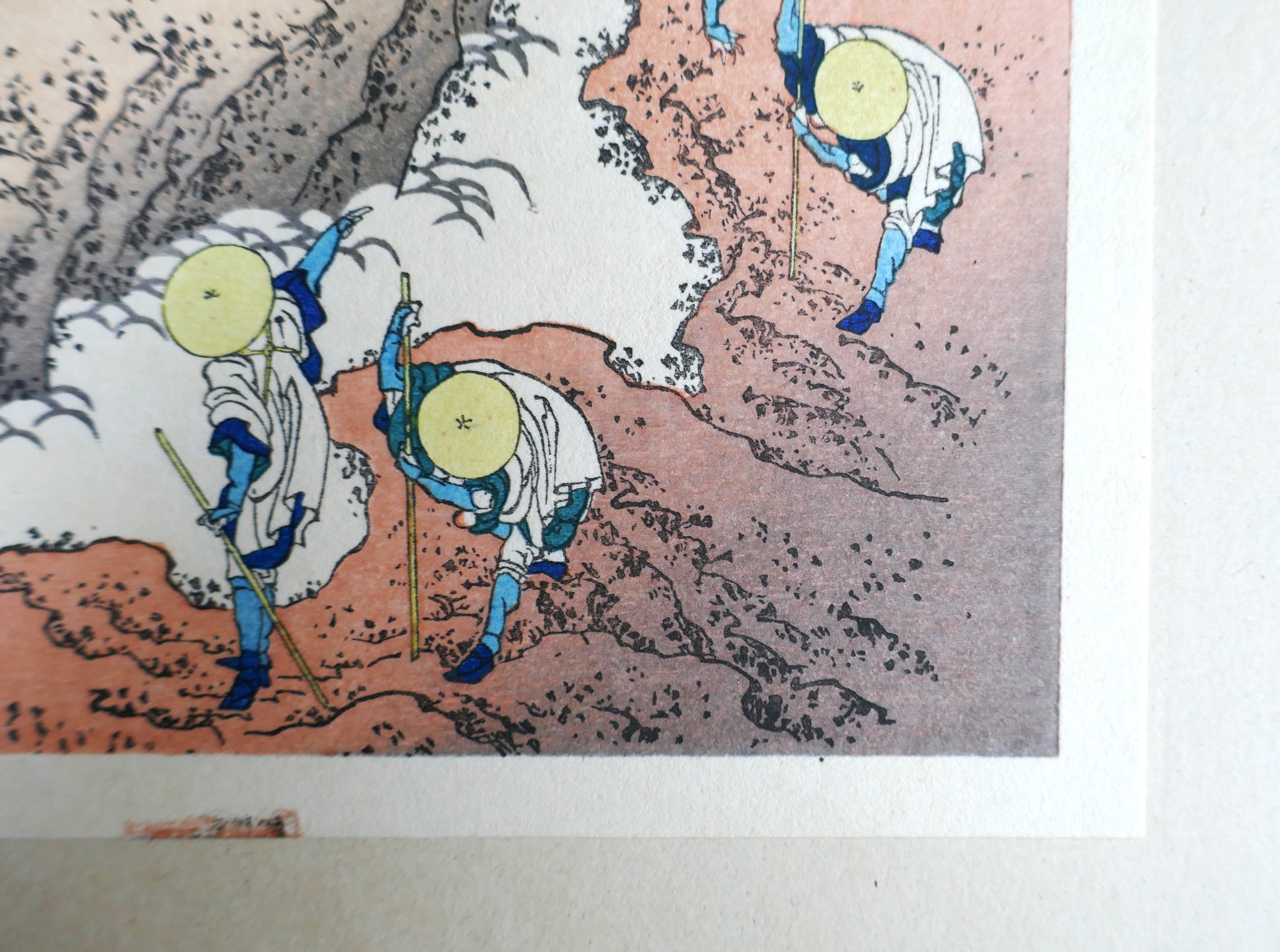 Détail coin bas droit, pèlerins gravissant le mont Fuji — Hokusai Shojin Tozan