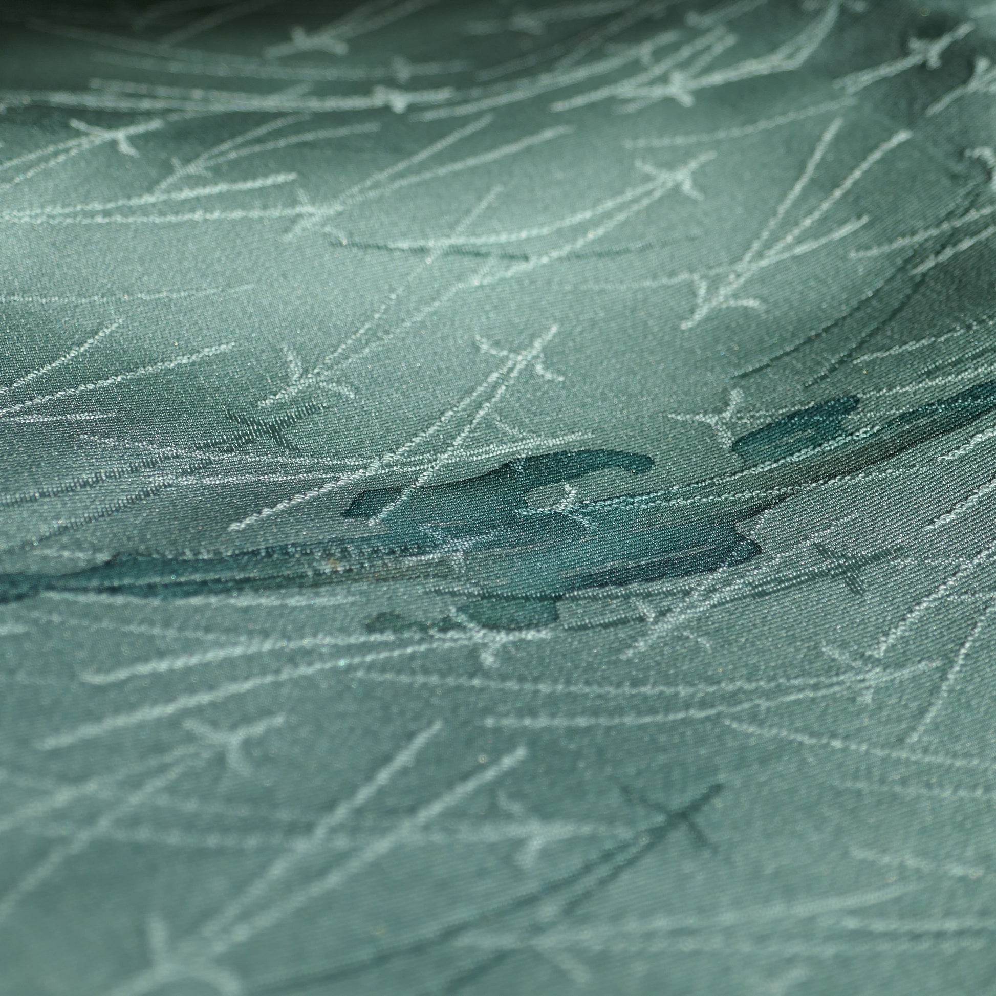 zoom sur le motif de la veste kimono vintage kogedo