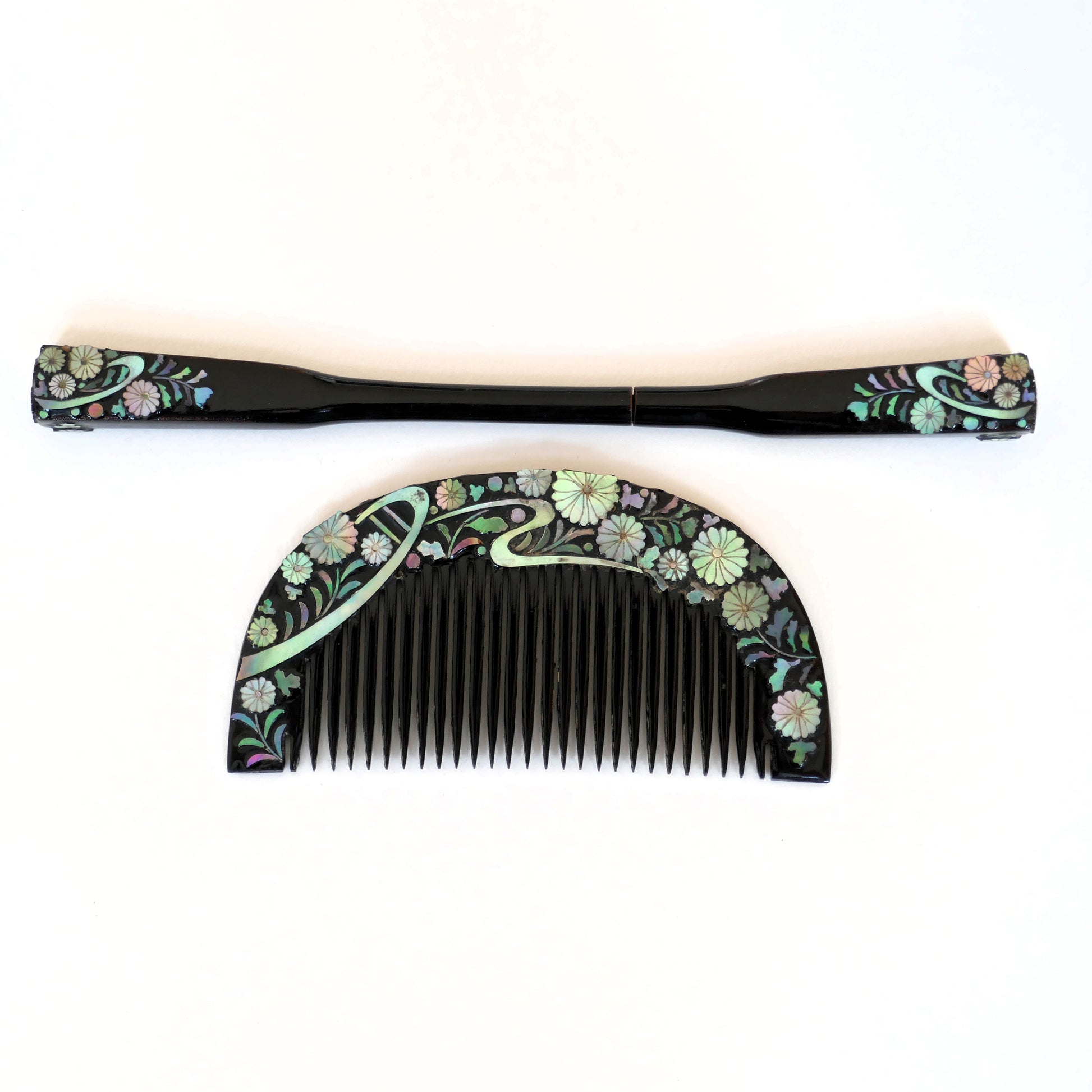 peigne et epingle kushi kogai japonais vintage de l'ère showa en bois laqué et nacre