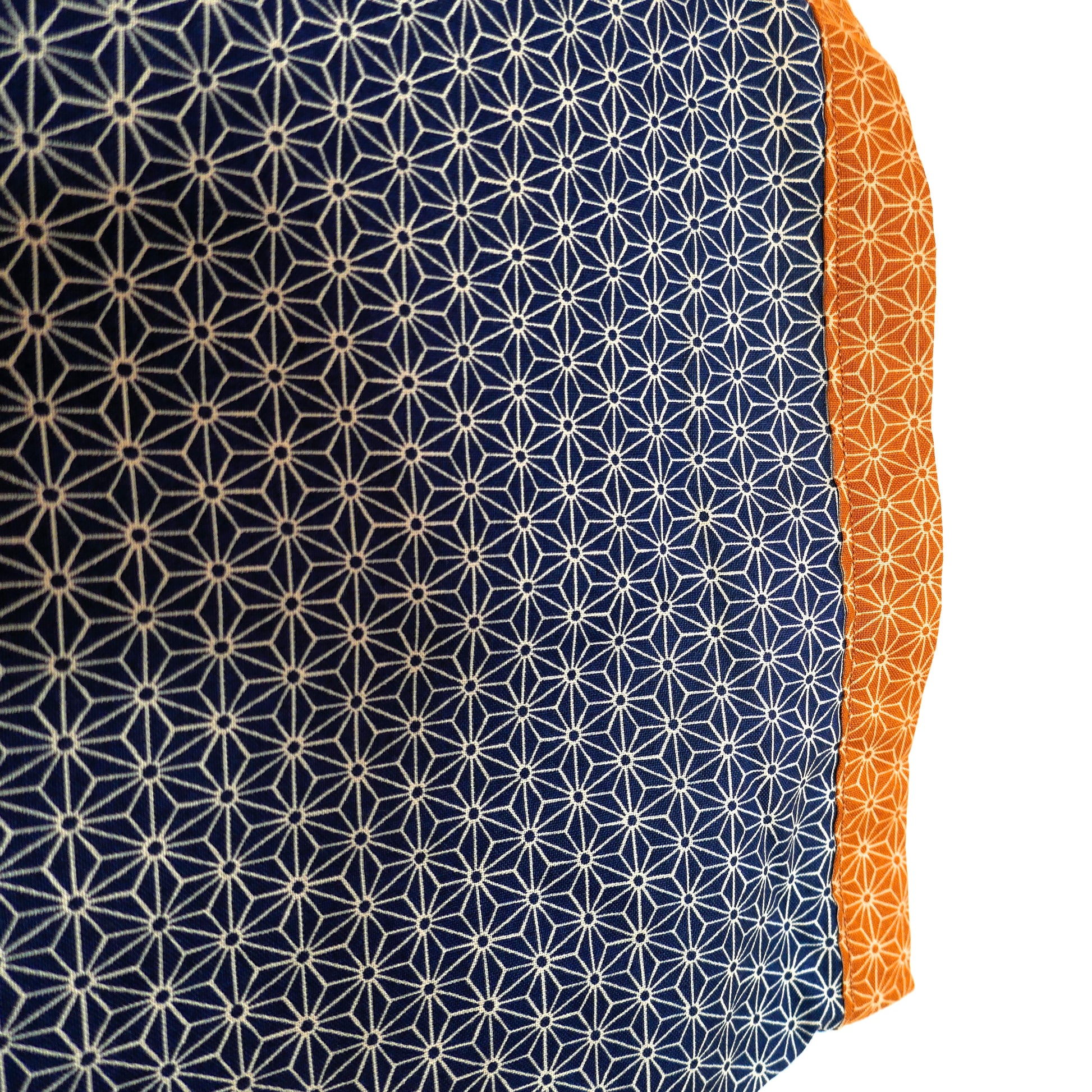 la finition de la manche ocre avec couleur contrastantes du haori moderne tradi tradi