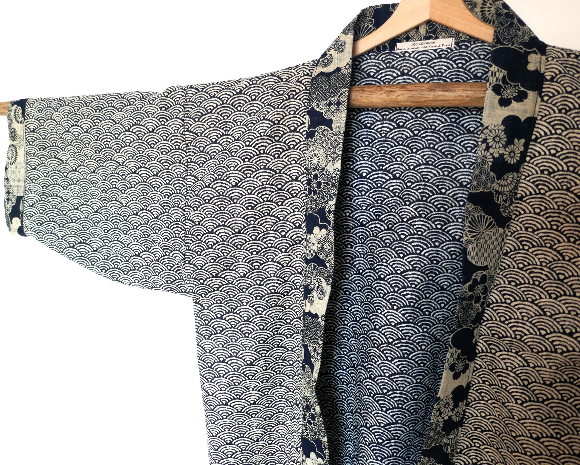 vue de la manche de droite du haori umi no sakura