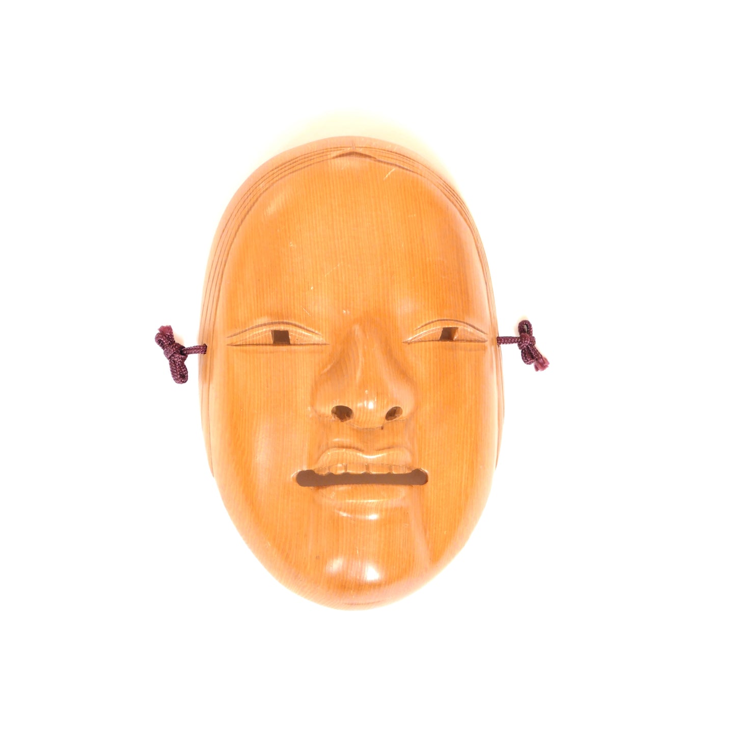 Masque Nō Ko-Omote en bois vu de face révélant son expression douce