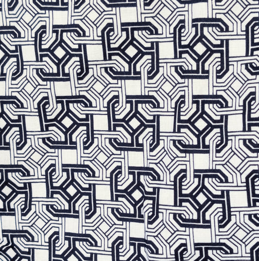 Détail du coton à motif Kaku Tsunagi, wagara géométrique traditionnel d’un kimono japonais homme