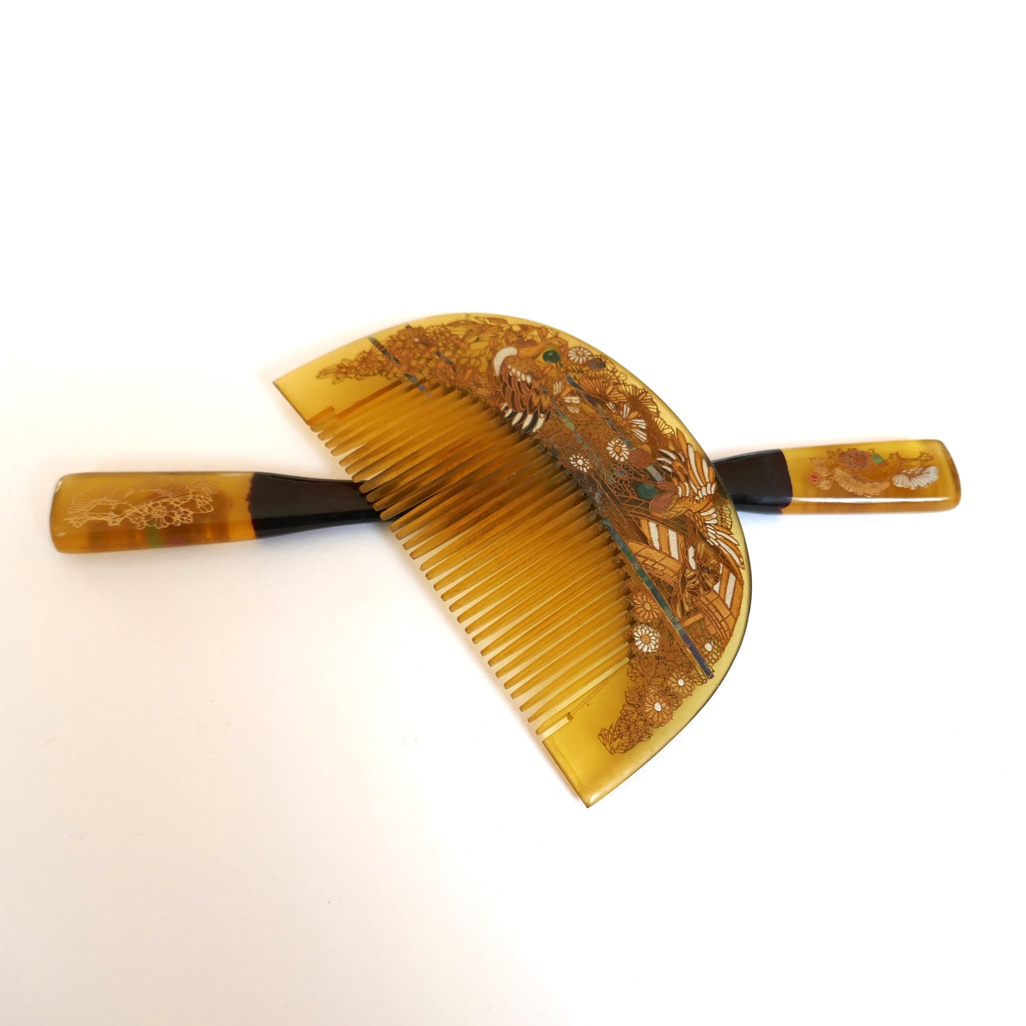 Parure vintage kushi-kogai japonaise, imitation bekko, décor doré maki-e motifs de grues et fleurs, période Shōwa.