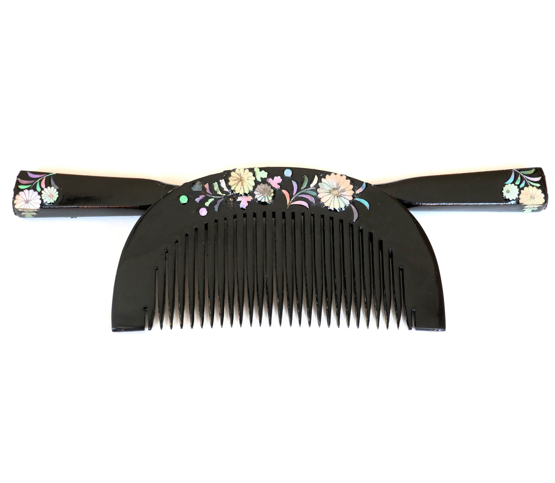 vue arrière du peinge et de l'épingle kushi kogai KOGEDO vintage en bois noir