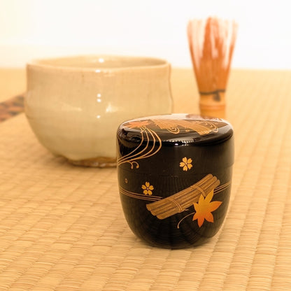 Boîte à thé matcha japonaise en véritable laque, natsume décoré hanaikada avec chawan et chasen pour chanoyu
