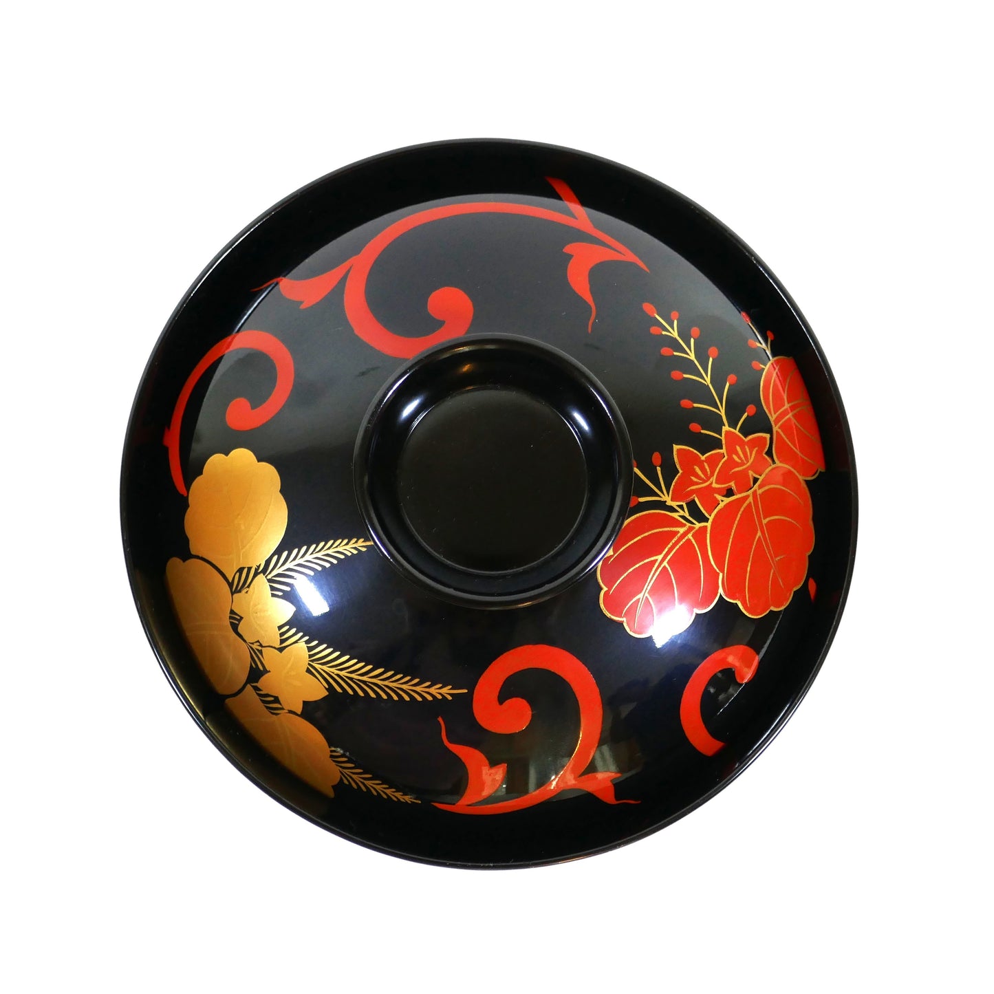 Vue du couvercle du bol en laque japonaise avec motif kiri, feuilles dorées et arabesques karakusa rouges
