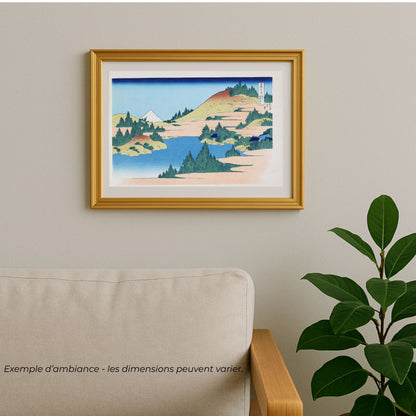 Mise en situation d’une estampe japonaise Hokusai Le lac d’Hakone encadrée, décoration murale inspirée de l’art japonais traditionnel