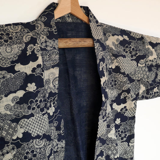 vue du col du kimono haori moderne kumo no hana
