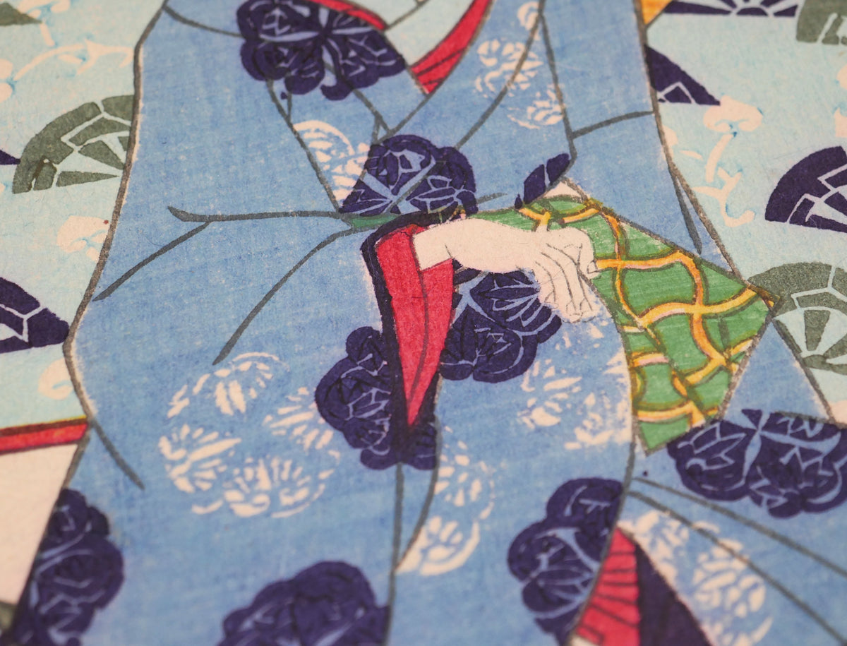 Détail du kimono bleu et de la main du personnage masculin, gravure sur bois japonaise originale de Kunisada II