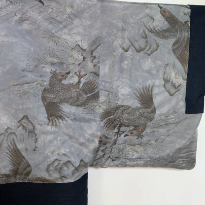 Détail des finitions et coutures d’un haori japonais ancien de fabrication traditionnelle