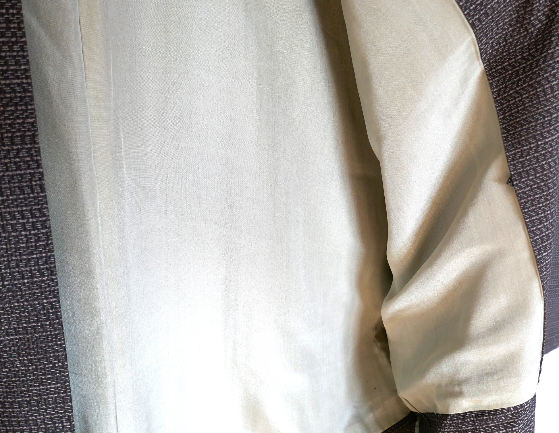 Doublure intérieure en soie beige d’un haori homme – kimono japonais traditionnel