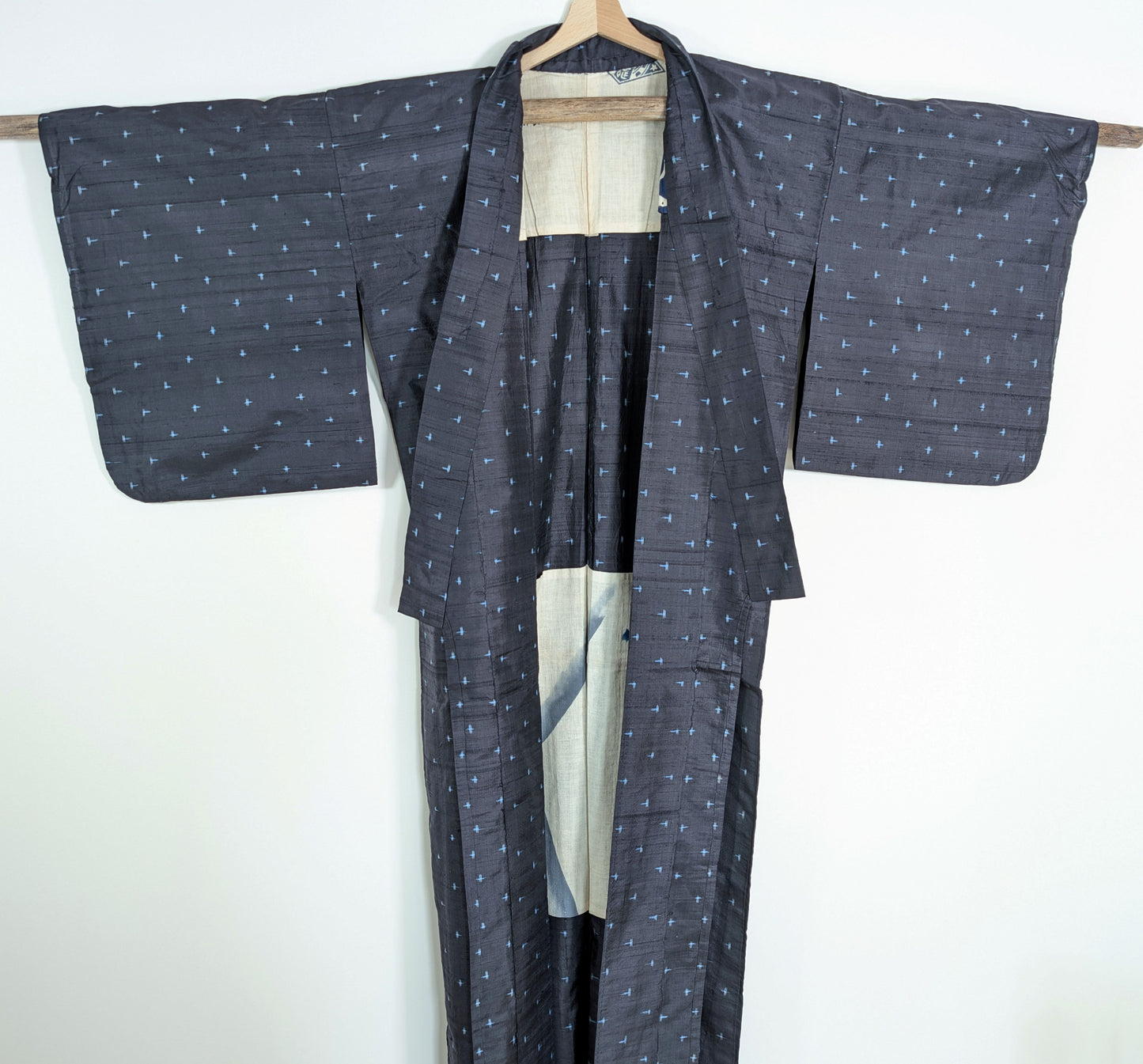 Intérieur d’un kimono hitoe homme non doublé avec renforts traditionnels en coton au dos et au bassin