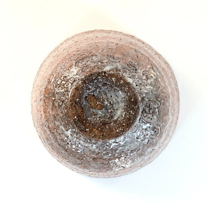 Base du chawan Iwakuni-yaki montrant le sceau du potier Yamada Shoutou