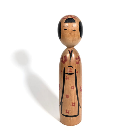 Kokeshi dento Kijiyama signée Onodera Masanori vue complète poupée traditionnelle japonaise
