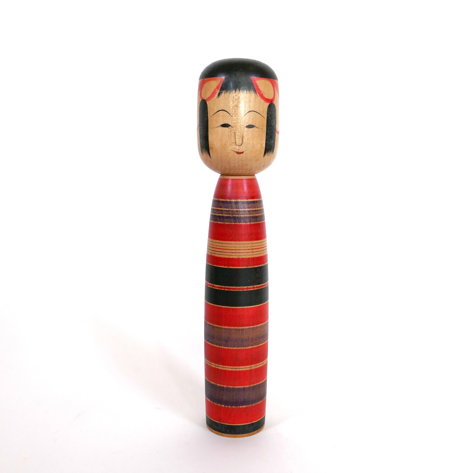 Kokeshi japonaise ancienne style Tsuchiyu, visage peint à la main par le maître Sato Sashima