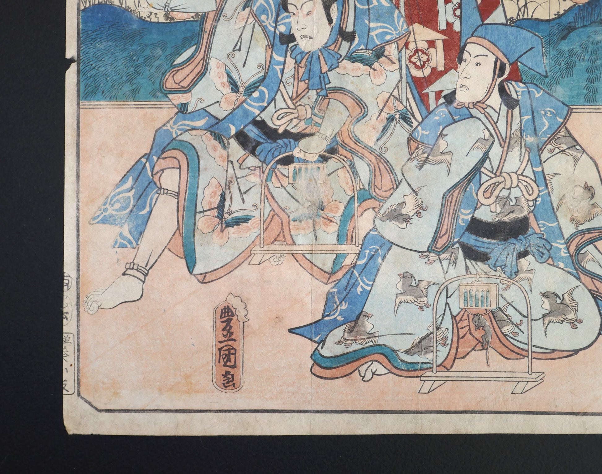Détail des acteurs de kabuki en costumes traditionnels – partie gauche d'une estampe yakusha-e de Kunisada