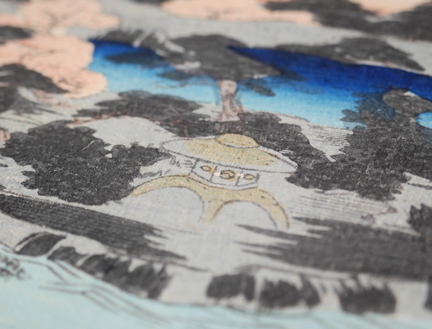 Lanterne de pierre japonaise et texture du papier, détail mokuhanga de Toyokuni III