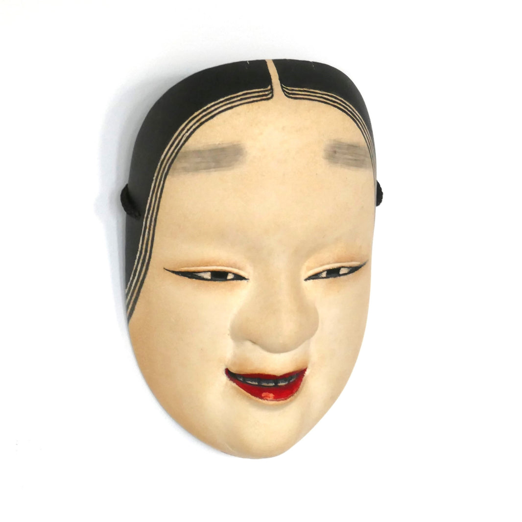 Masque Nō Ko-omote vu de profil droit – signature Keigo – masque japonais en bois sculpté