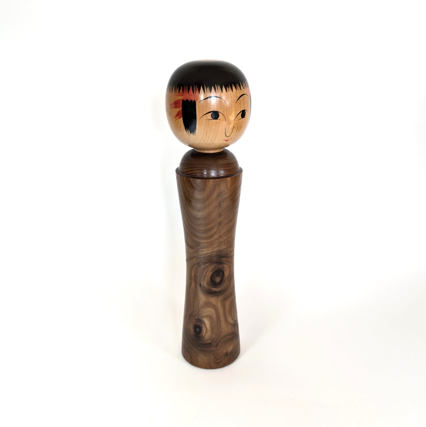 Kokeshi japonaise vintage des années Shōwa, style Ginzan, vue 3/4 droite