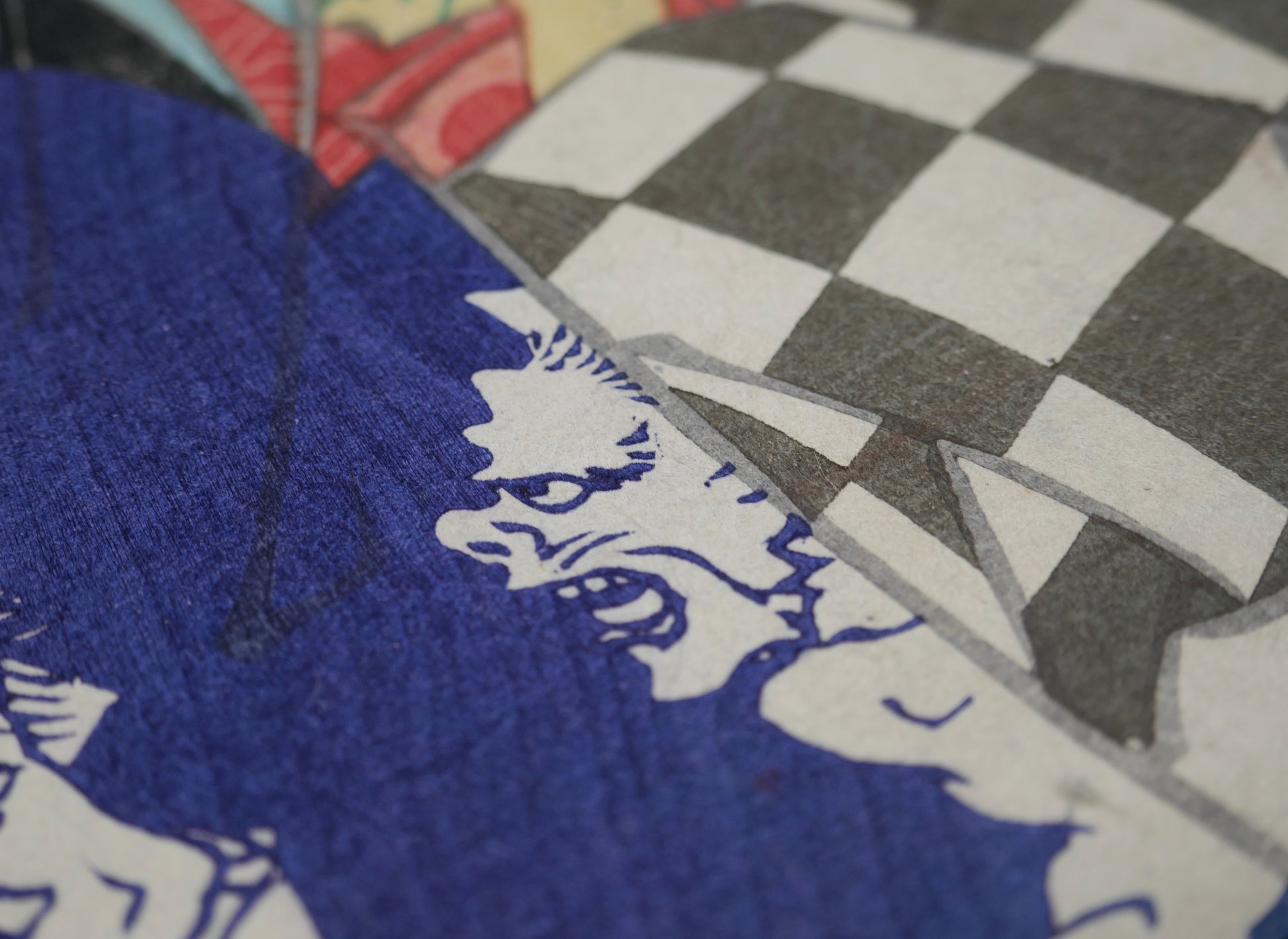 Motifs d’oni et damier noir et blanc du costume d’acteur de kabuki, détail d’une ukiyo-e originale de la fin de l’époque Edo.