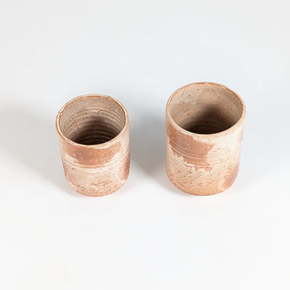 Paire de yunomi japonais en grès Hagi-yaki, tasses à thé artisanales beige brun avec intérieur tourné au tour