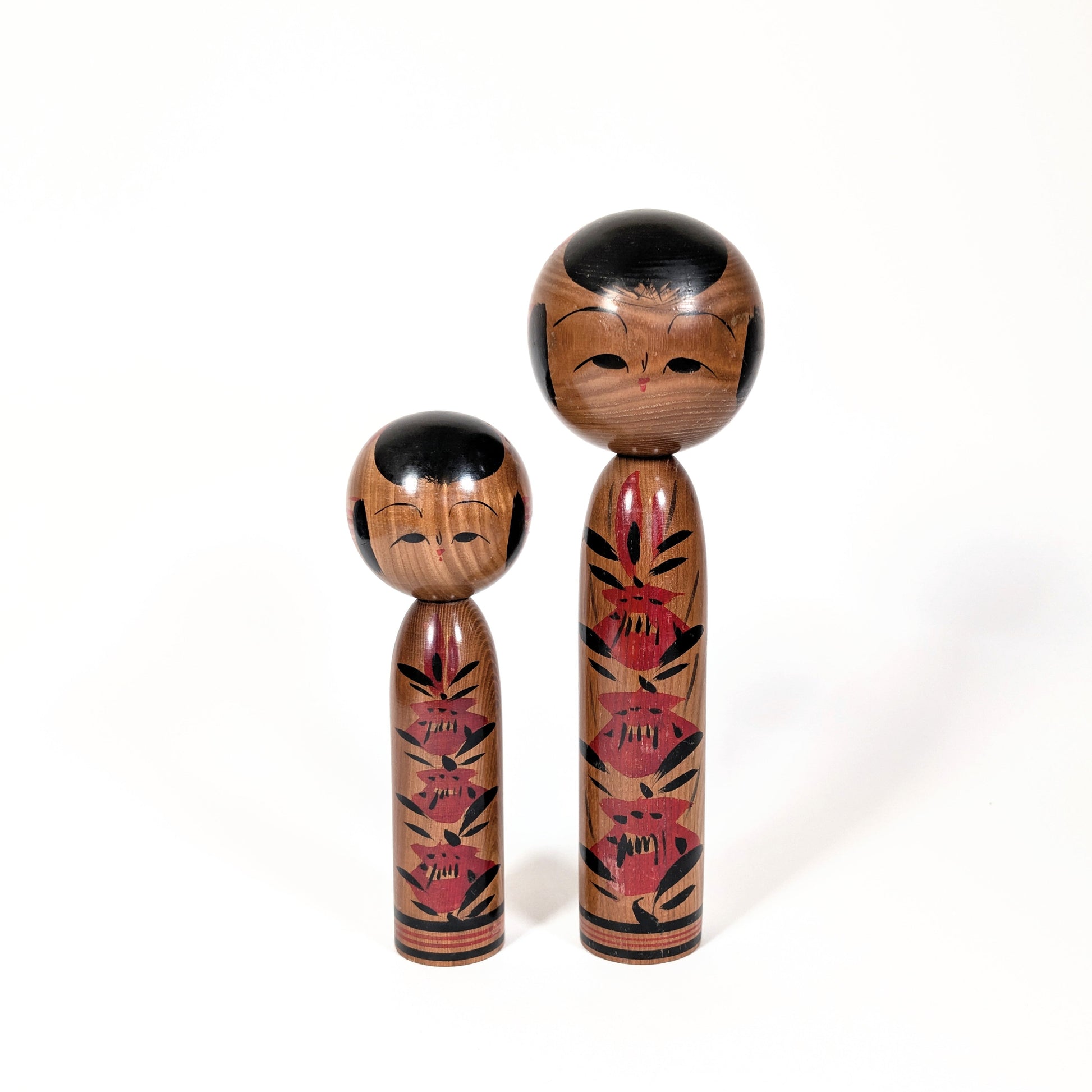 Poupée japonaise artisanale en bois de type kokeshi Shingata, couple oyako mère enfant, création japonaise signée Hamatsu Chiyoko
