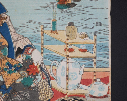 Service à thé disposé sur un bateau de plaisance, détail de l’estampe Edo de Toyokuni III