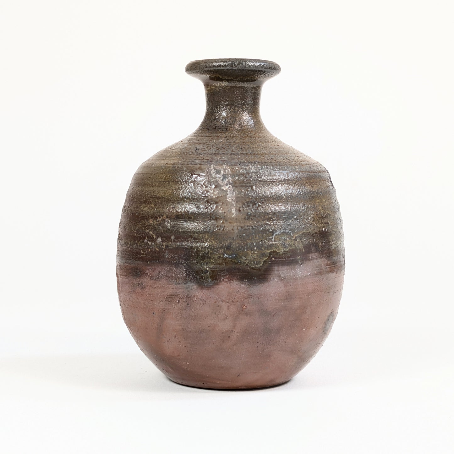 Tokkuri japonaise ancienne – Bizen yaki – signée Sueishi Kōsen 末石高仙 – 13 cm – époque Shōwa