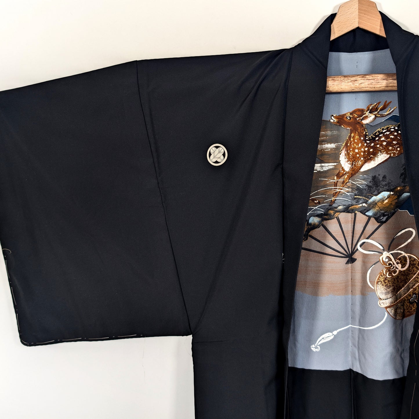 Veste traditionnelle japonaise haori pour homme avec kamon et doublure en soie à motif de shika, cerfs japonais