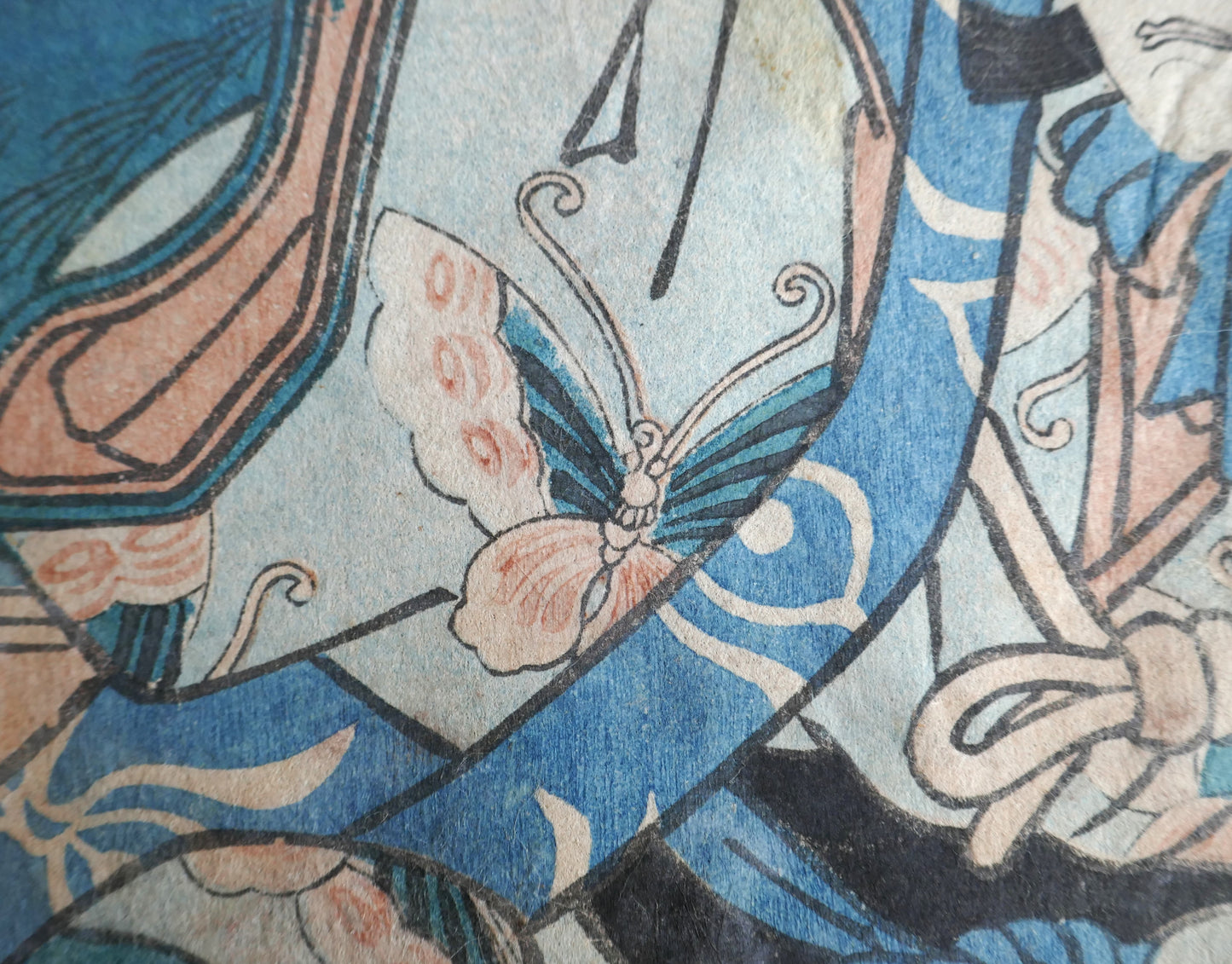 Papillon stylisé sur un kimono de kabuki – estampe japonaise yakusha-e de Kunisada